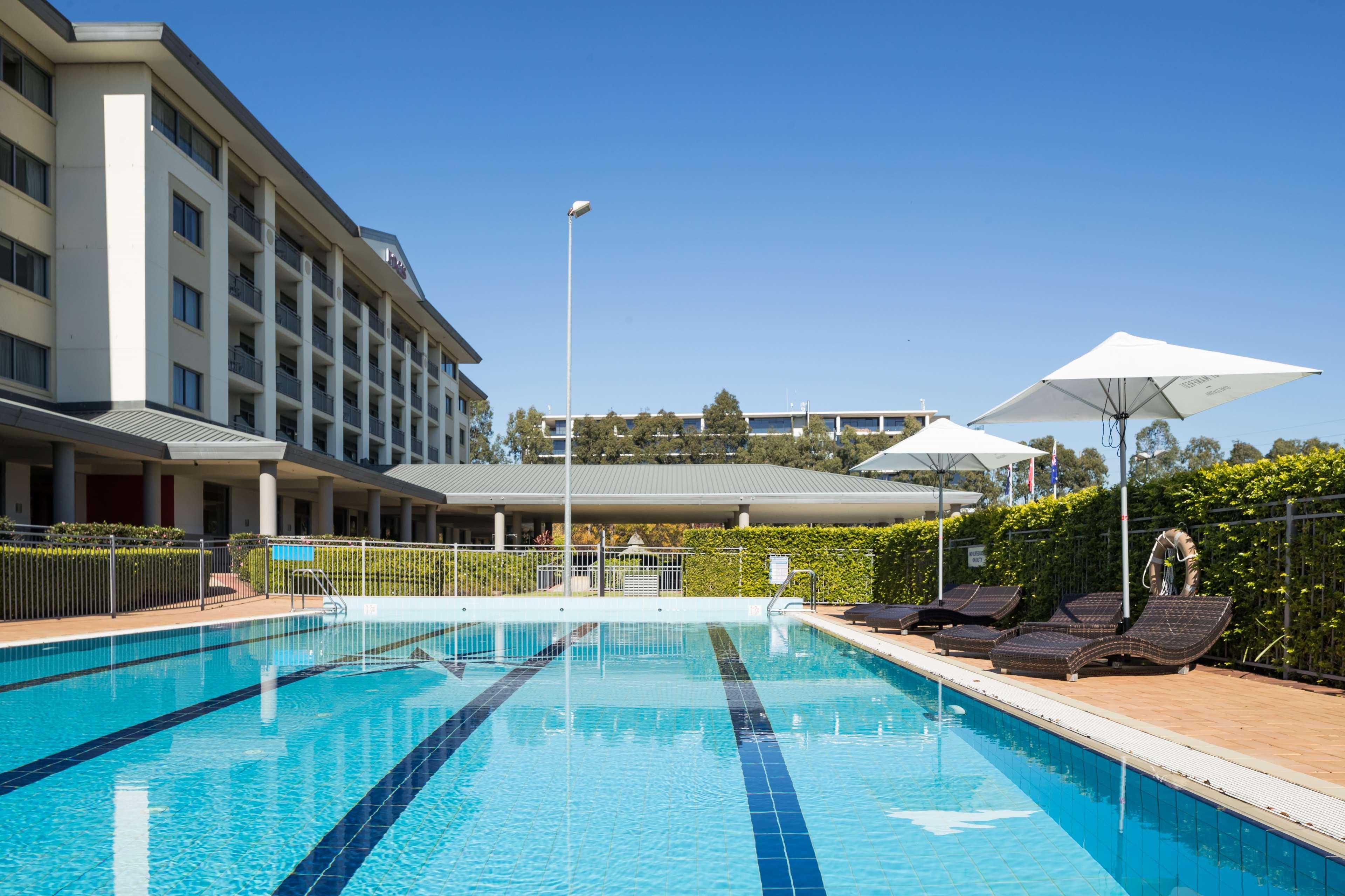 Rydges Norwest Sydney Hotel Baulkham Hills Exterior photo